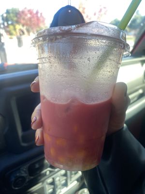 🥴 Not My Favorite - Lacked taste and WAY TOO much ice. Don’t recommend adding mangos…   at RawASF in Fremont