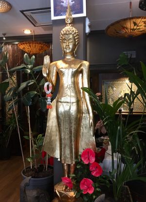 Interior at Thai Zafra in Madrid