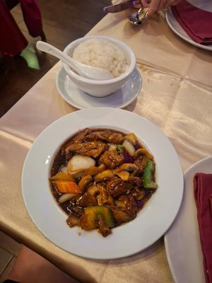 Vegetable duck (soy) with extra rice at Enjoy Asian Restaurant in Lanzarote