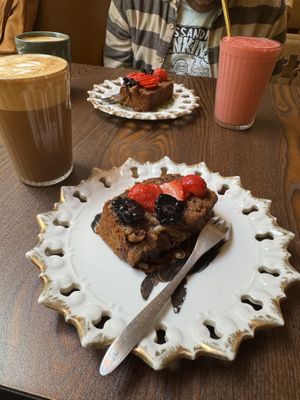 Vegan banana bread ! Yum 🍌🍞👍🏻👍🏻  at 20 Grams in Copenhagen