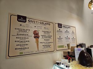 Vegan ice cream board at Grezzo Raw Chocolate in Rome