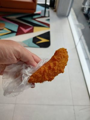 Fried banana at Delisnacks 德利食 - Queen Street in Central Singapore