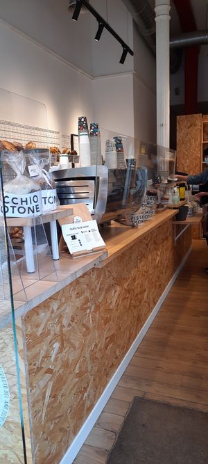 Counter at The Loaf in San Sebastian