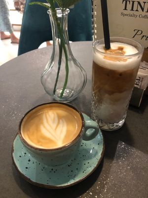 Oat milk cappuccino and dairy iced latte  at Tinel Speciality Coffee Shop in Trogir