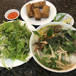 mixed rice noodles and spring rolls at Ngoc Chi in Da Nang