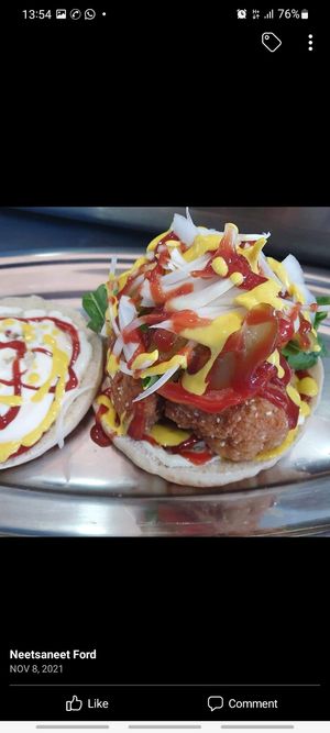 Battered sietan sandwich at Tasty Vegan - Tivoni Taim - טבעוני טעים in Dimona