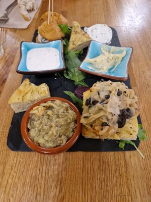 Tapas as a starter at Les Bacchanales in Nancy