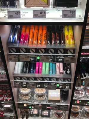 Cosmetic section at Rossmann & Lala - Dibrës in Tirana