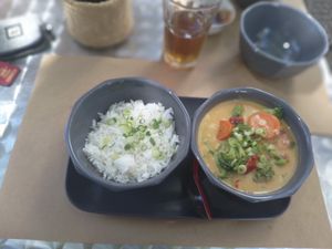 Yellow thai curry at Kantu Asian Corner in Evora