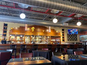 Bar area at New Lemongrass Taste of Vietnam in Wichita