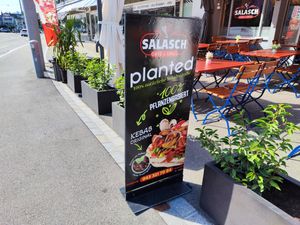 Vegan ad at Moon Restaurant - Maybe closed in Zurich