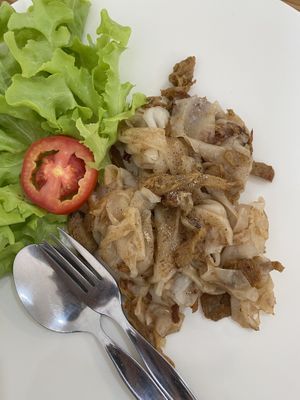 padseew  at Phaen Din Vegan Vegetarian - เจแผ่นดิน มังสวิรัติ in Chiang Mai