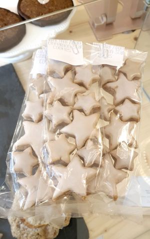cinnamon star cookies at Sakura in Berlin