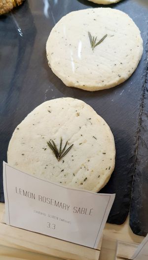 lemon rosemary sablé cookies at Sakura in Berlin
