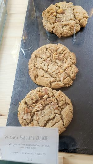 peanut butter cookie at Sakura in Berlin