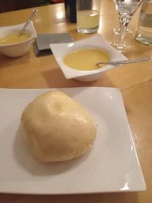 Lecker vegane Dampfnudel mit Vanillesosse at DieDa Im WeinGut in Bad Duerkheim