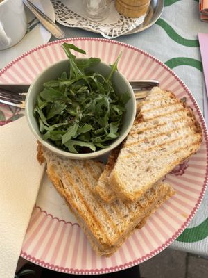 Vegan toast  at Omas Teekanne in Graz