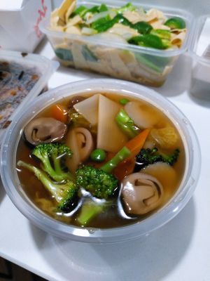 Veg and mushroom soup at Wawin Vegan Chinese in York