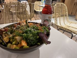 Incredible delicious bowls #Veganuary at MALOA Poke Bowl in Dortmund