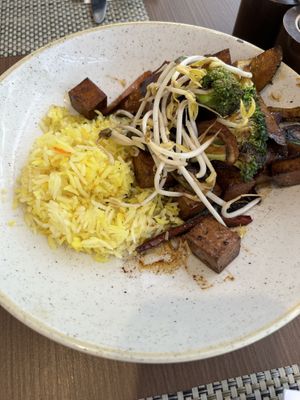   at Mangata in Yulara