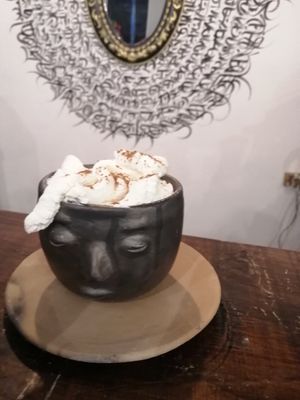 Café Moca con crema vegana at Los Muchitos Comida Vegana in Oaxaca