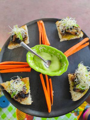  at Los Muchitos Comida Vegana in Oaxaca