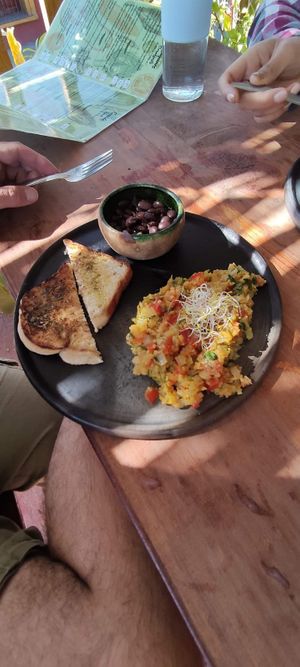 Huevos veganos at Los Muchitos Comida Vegana in Oaxaca
