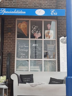  at Stehcafé Schleckeria in Neuharlingersiel