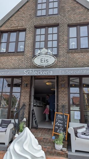  at Stehcafé Schleckeria in Neuharlingersiel