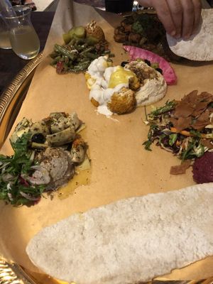 Vegan and vegetarian mezze for 2 persons   at Za'atar in Utrecht