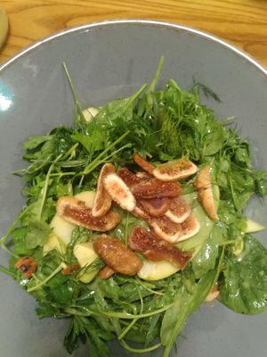 fig salad at Avocado in Athens
