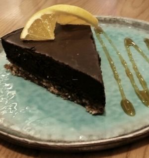 extraordinary yummy raw-avocado-cocoa cake at Avocado in Athens