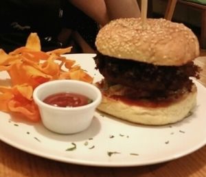 vegan burger with Avocado (!) surprisingly good at Avocado in Athens