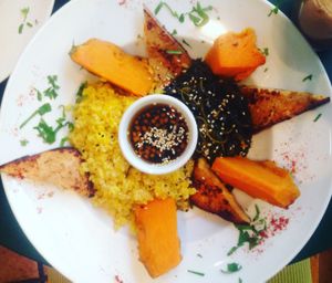 macrobiotic plate at Avocado in Athens