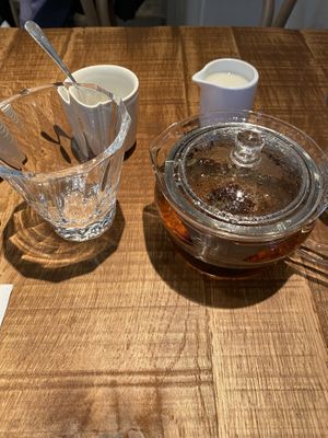 Earl grey beautifully served  at Mallow - Borough Market in South East London