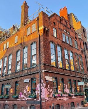  at Mallow - Borough Market in South East London