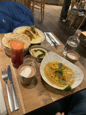 White bean hummus and flat bread 👌 Oh no noodles, lasagne, beetroot juice, hot chocolate.   at Mallow - Borough Market in South East London