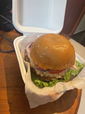 Standard burger at Bien Plantado in Iquitos