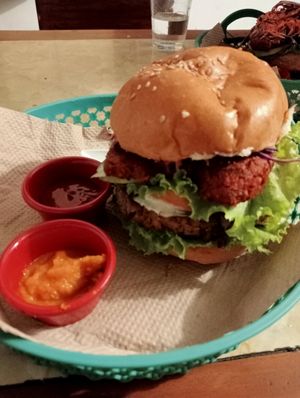 Hamburguesa mixta parrillera! at Bien Plantado in Iquitos