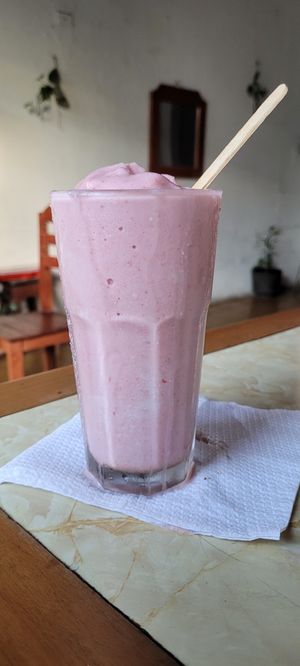 Strawberry shake at Bien Plantado in Iquitos