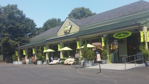 Ellwood Thompson's at Ellwood Thompsons in Richmond