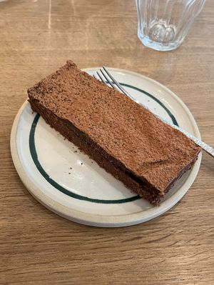 Vegan brownie   at Poppi Farmer in Munich