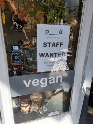 vegan mentioned on door at P__D deli pies & coffee Co. in Delft