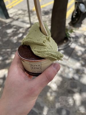 Terine Mediano 4€ (Pistaccio and Chocolate)  at Rivareno Catedral in Mallorca