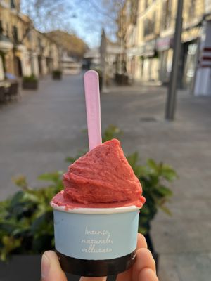 Strawberry ice cream   at Rivareno Catedral in Mallorca