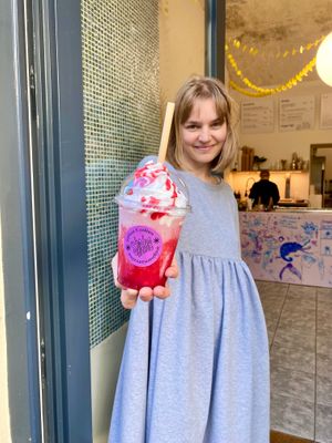raspberry & strawberry ice cream shake ⚡️ at Imaginarni Zmrzlina in Prague