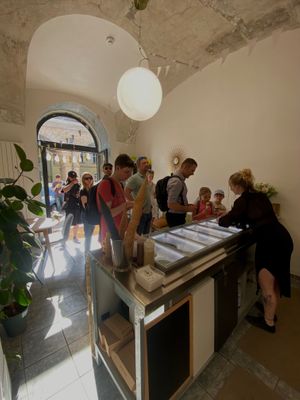  at Imaginarni Zmrzlina in Prague