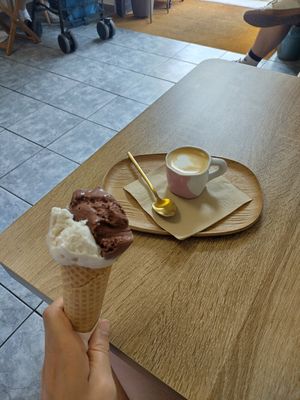  at Imaginarni Zmrzlina in Prague