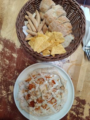 Hummus and carbs at La Riera - Vallcarca in Barcelona