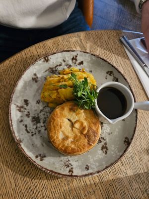 Vegan pie at The Thimble in Dorchester